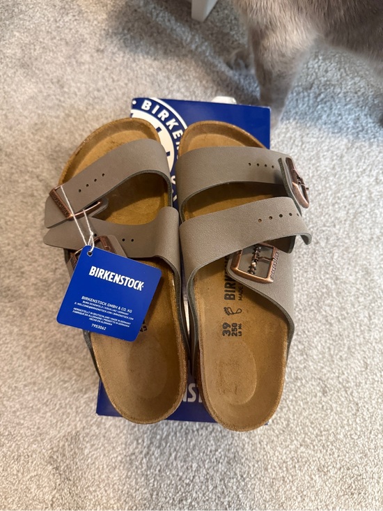 Birkenstock Shoes - Birkenstock Arizona- Stone NWT Size 39- Regular/Wide